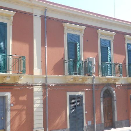 Antico Palazzo Giardini Naxos Exterior foto