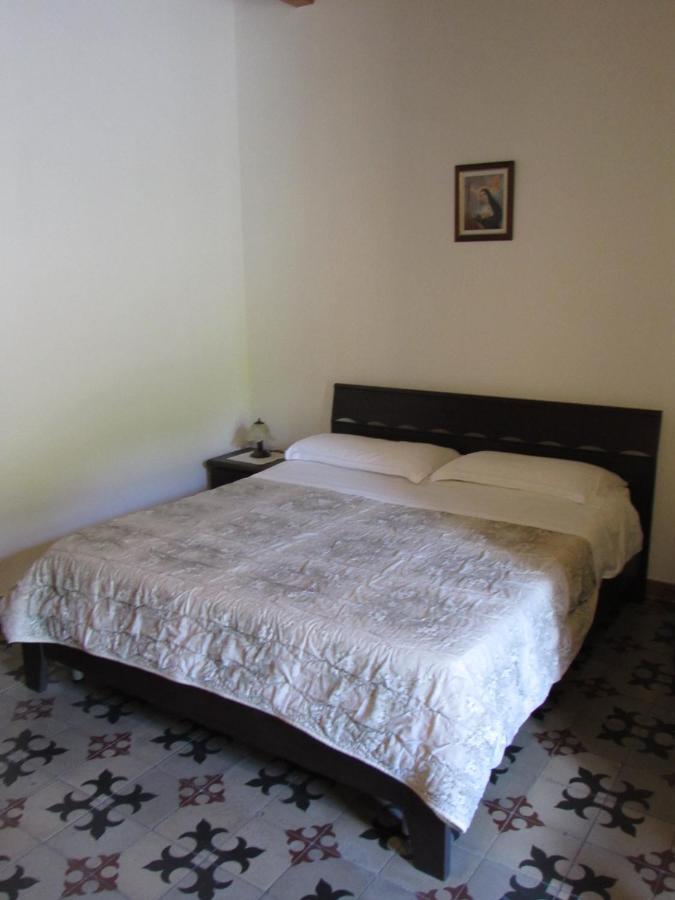 Antico Palazzo Giardini Naxos Exterior foto